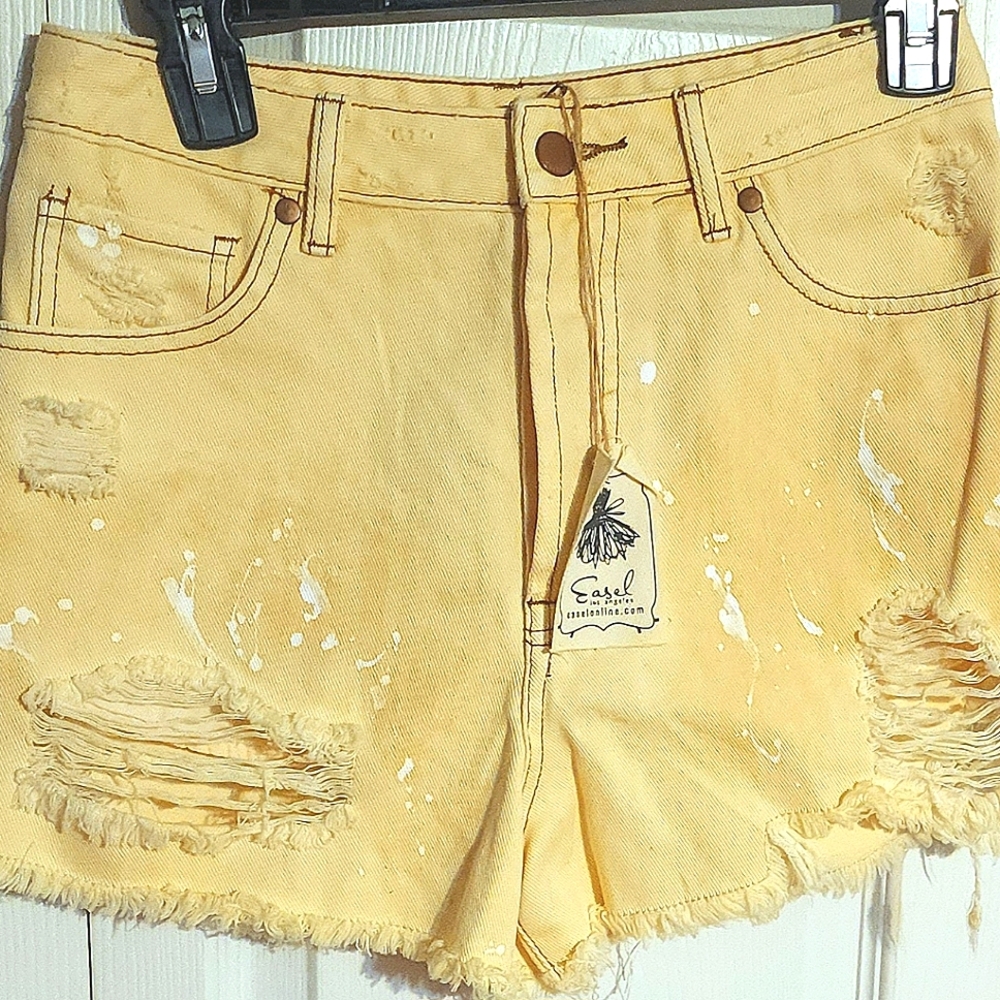 Easel  Distressed Bleach Splatter Women's Shorts Size Small